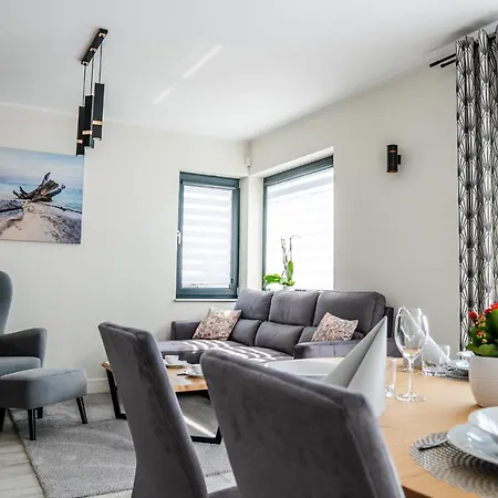 Dom Nad Zatoka Morze Apartamentow Oslonino