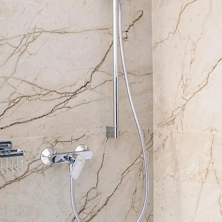 Dom Nad Zatoka Morze Apartamentow * Oslonino