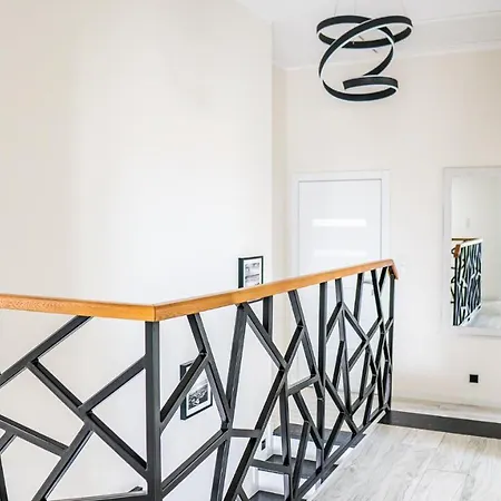 Dom Nad Zatoka Morze Apartamentow Oslonino